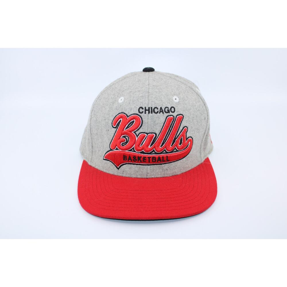 A5 NBA Mitchell & Ness Hardwood Classics CHICAGO BULLS Adjustable Wool Hat Cap